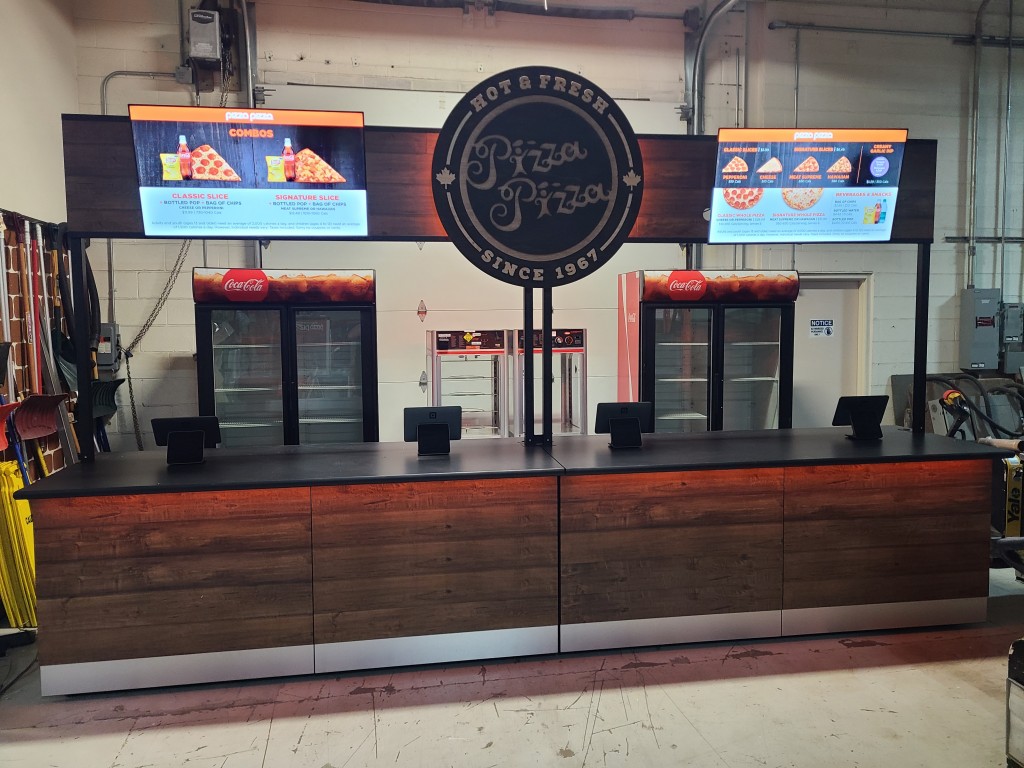 Pizza Pizza Mobile Display